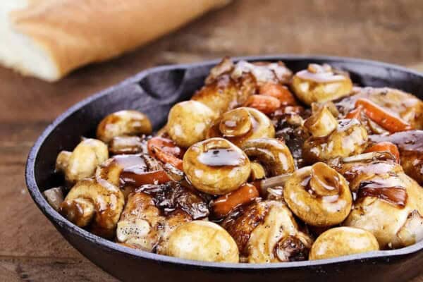 Poulet bourguignon : Un délice incontournable et succulent